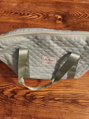 Quilted Mint Green Expandable Tote-style  Bag with Ribbon Handles